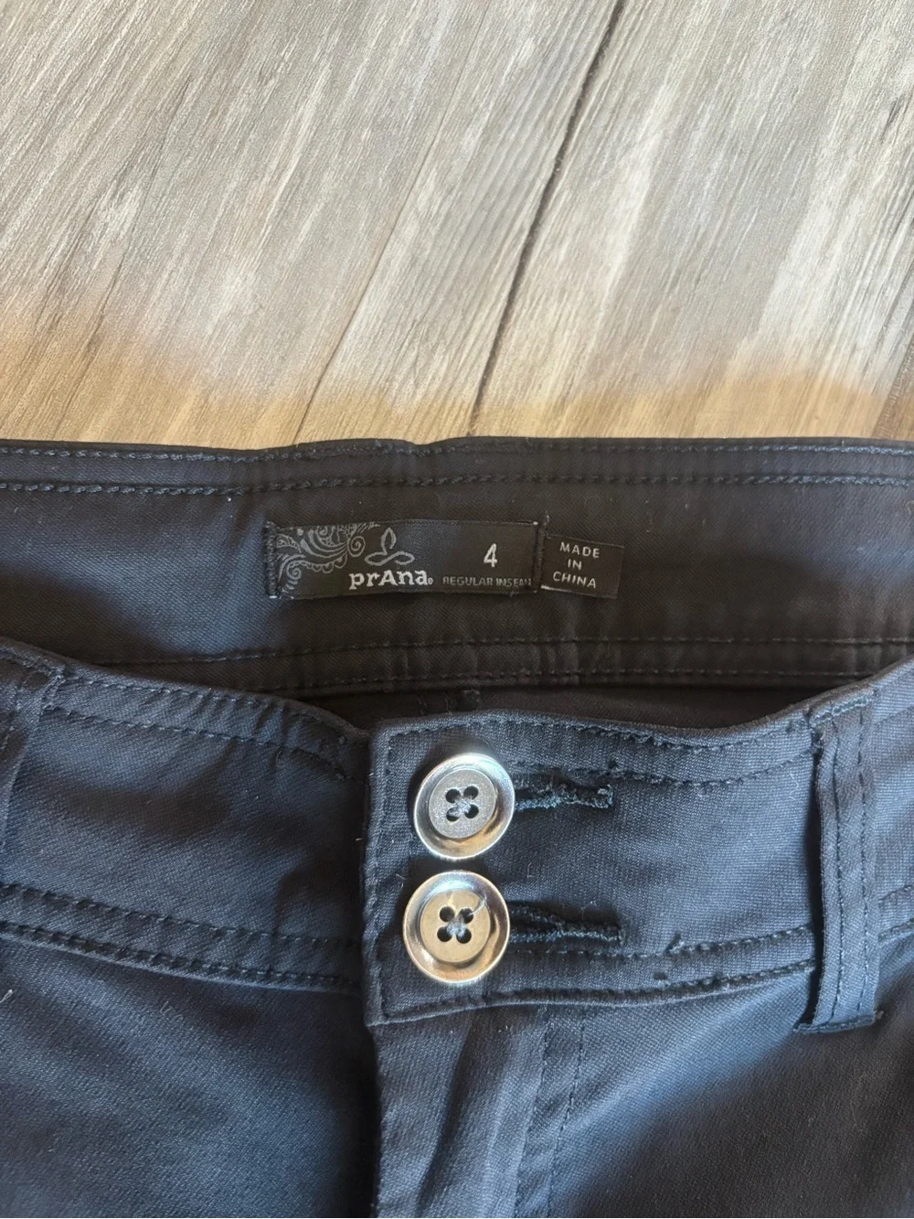 Prana Women’s Black Cargo Stretch Pants - Picture 5 of 9